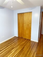 Building Photo - 30 Nassau Ln