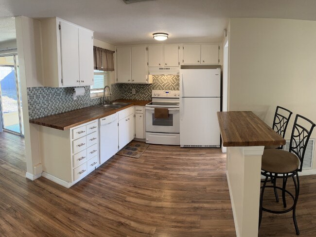 Foto del edificio - 10702 Laburnum Dr