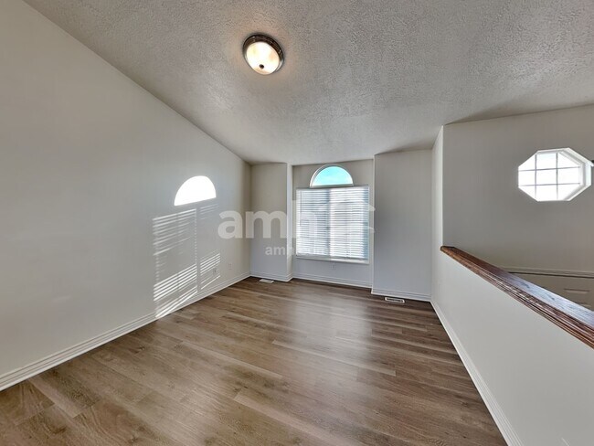 Foto del edificio - 4045 W 4650 S