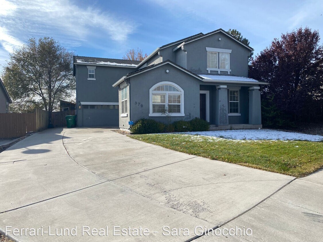 Primary Photo - 4 br, 2.5 bath House - 570 Muir Pass Court