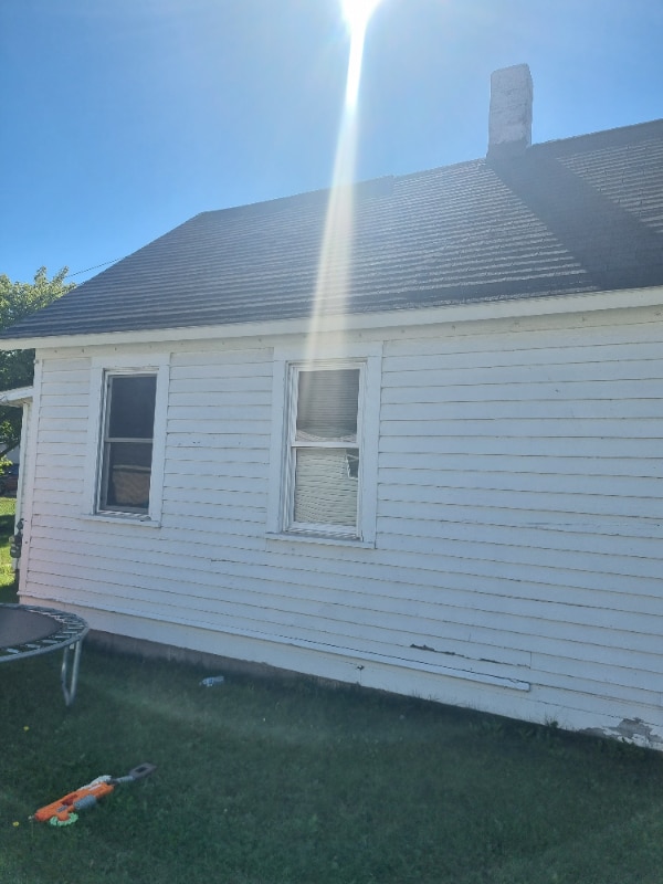 Building Photo - 208 N 15th St