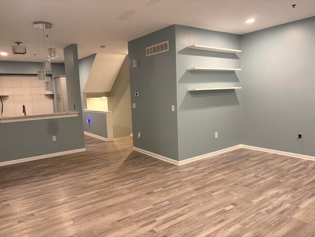 Building Photo - 25582 St James