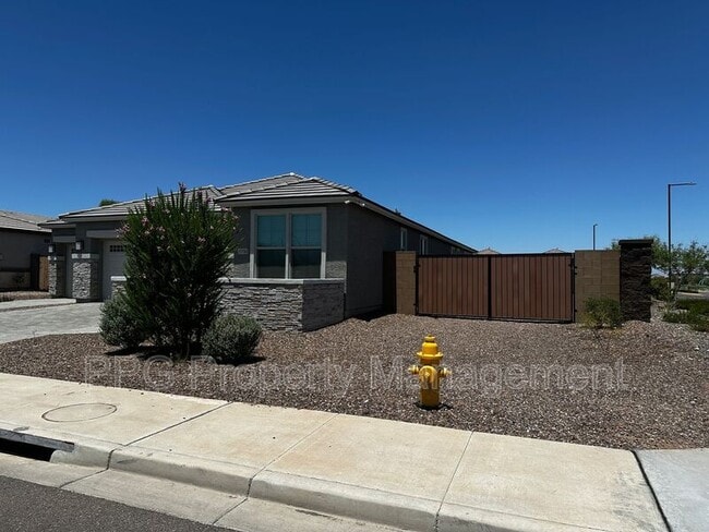 Building Photo - 19700 W San Miguel Ave