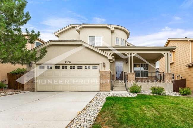 Beautiful Home with 2 Car Garage,Backyard,... - Beautiful Home with 2 Car Garage,Backyard,...