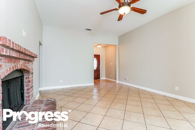 Building Photo - 8145 Tanner Ave