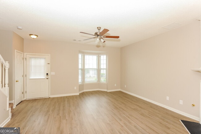Building Photo - 10900 Wittenridge Dr