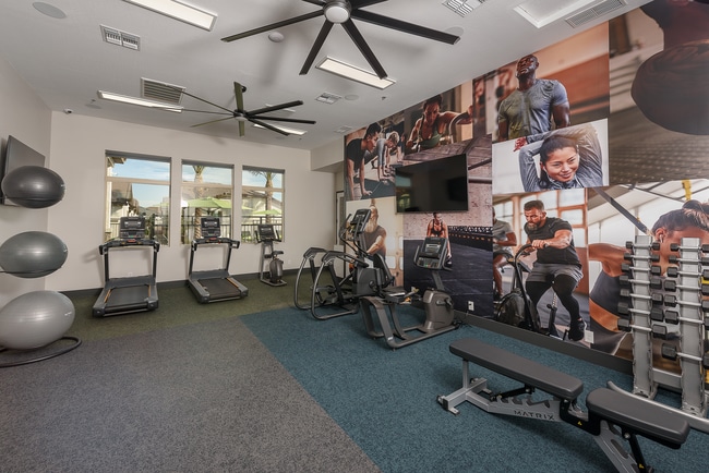 Foto del edificio - Village at Camelback Park