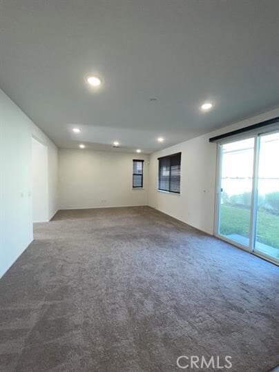 Building Photo - 896 Tierra Dr