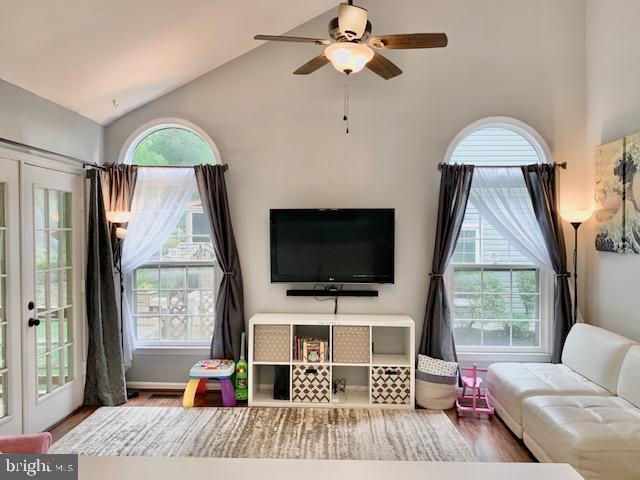 Foto del edificio - 2723 Deer Ridge Dr