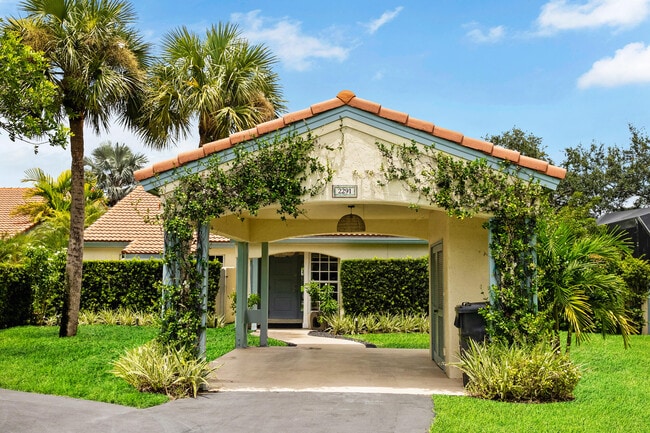 Building Photo - 2291 Las Casitas Dr