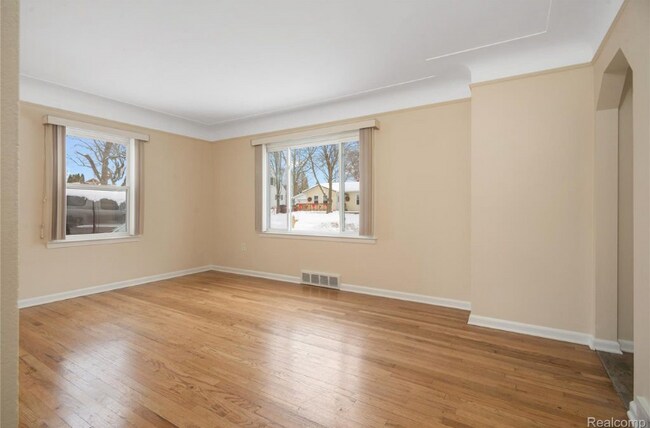 Foto del edificio - 242 Preston Ave