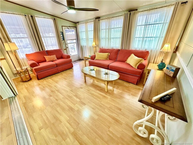Building Photo - 855 Nettles Blvd