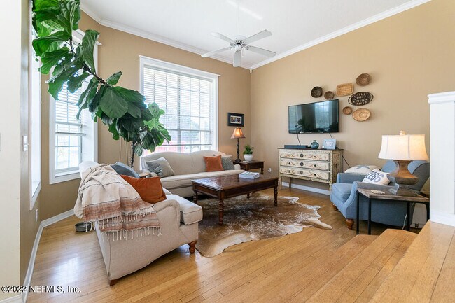 Foto del edificio - 2102 First St