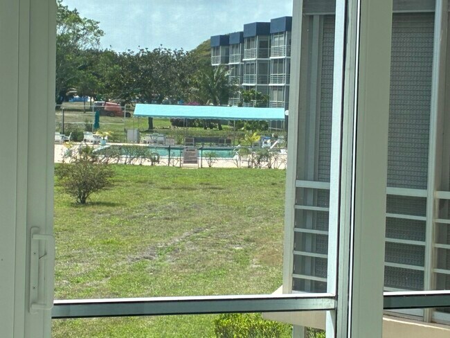 Foto del edificio - 6200 NW 2nd Ave