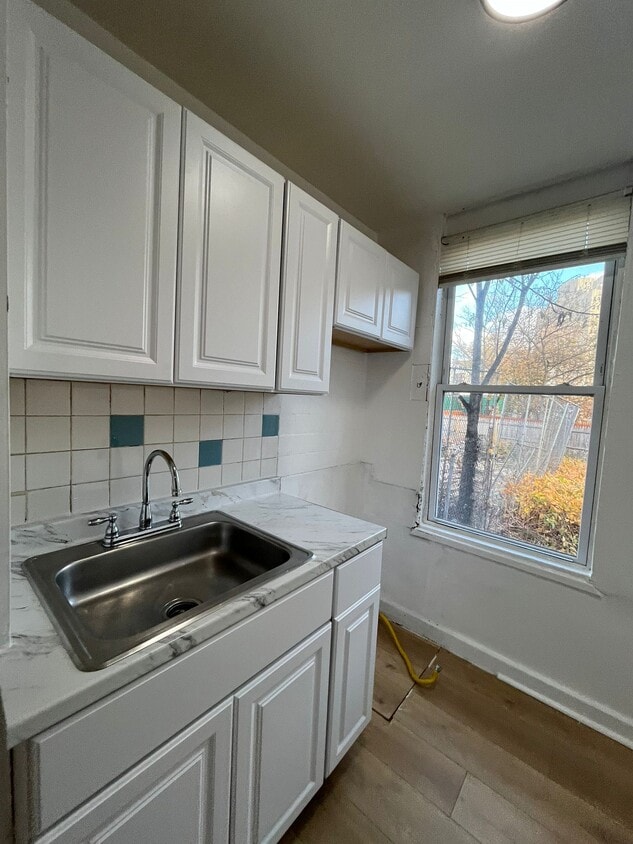 Foto principal - 43 Storms Ave