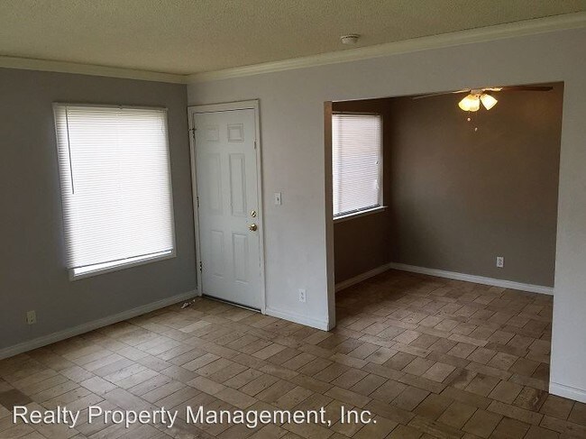 Foto del edificio - 258 W Gettysburg Ave