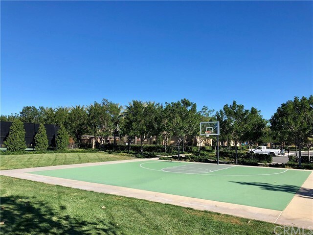 Building Photo - 201 Kempton