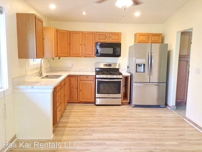 Building Photo - 1 br, 1 bath House - 2727 Kauhale Street