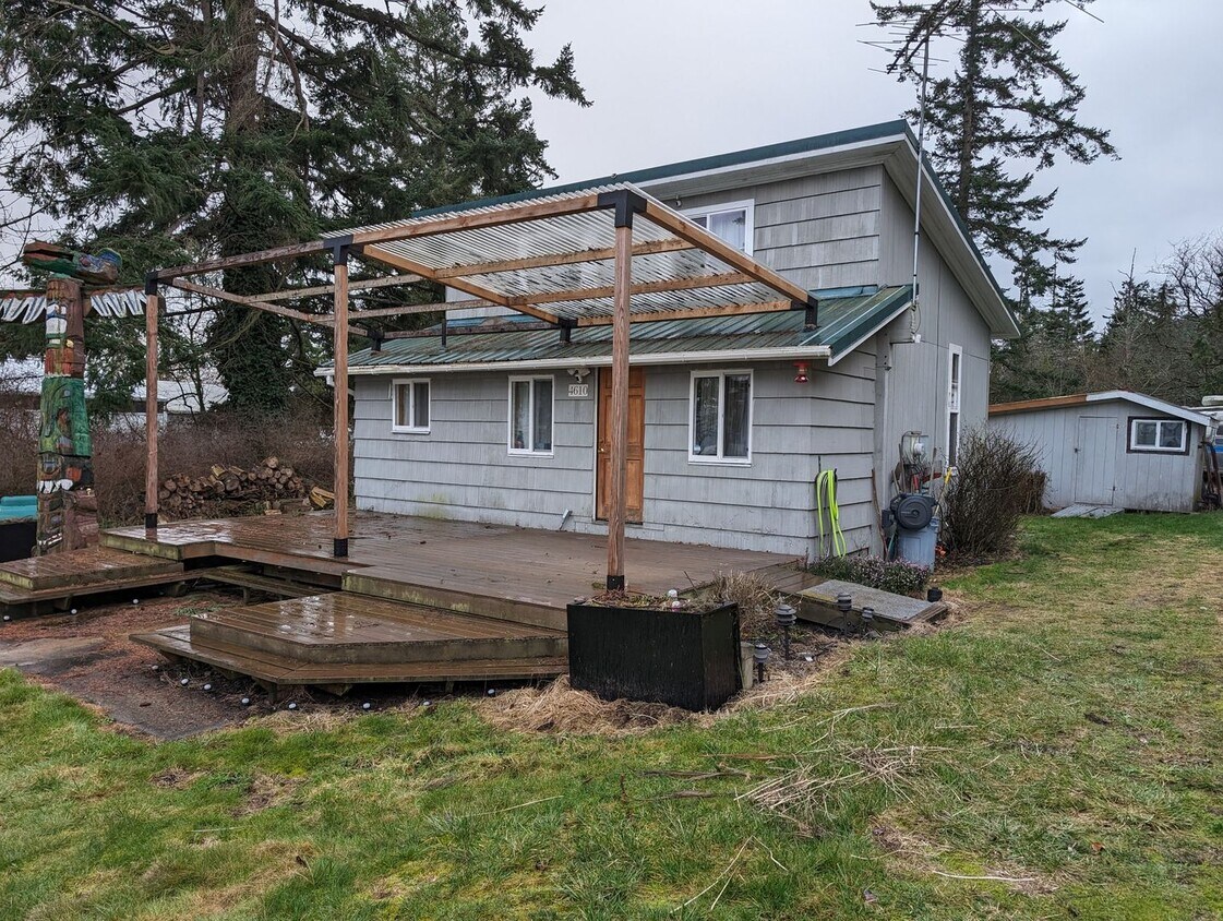 Primary Photo - 4610 Wharf Street