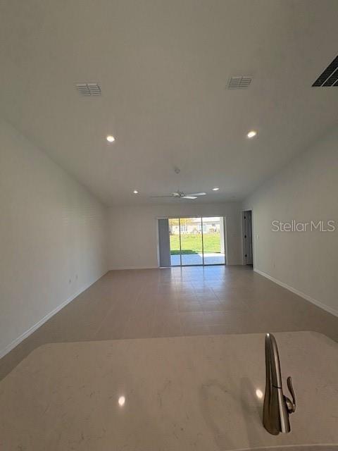 Foto del edificio - 40 Butternut Dr