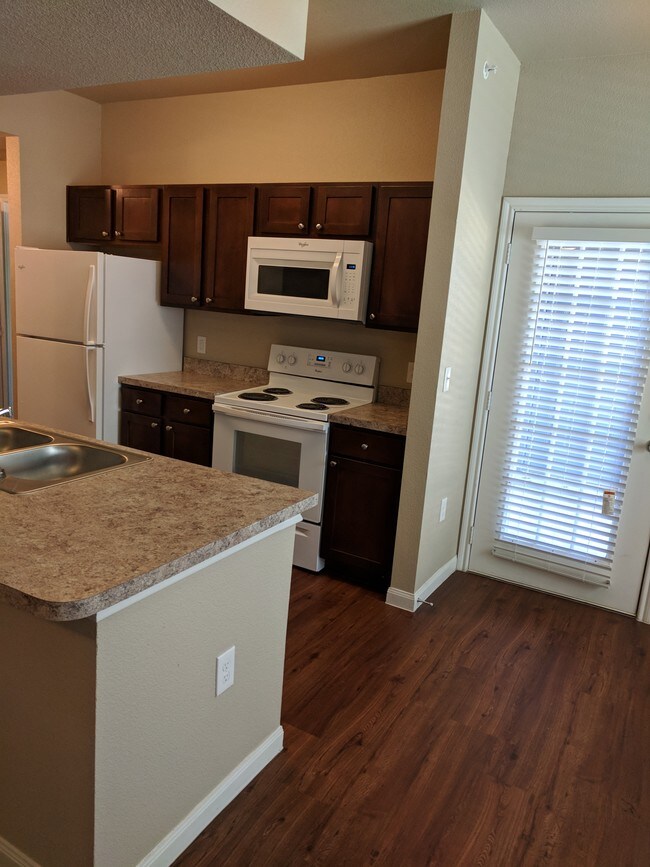 Spacious Kitchen - 1015 Gilmer Rd