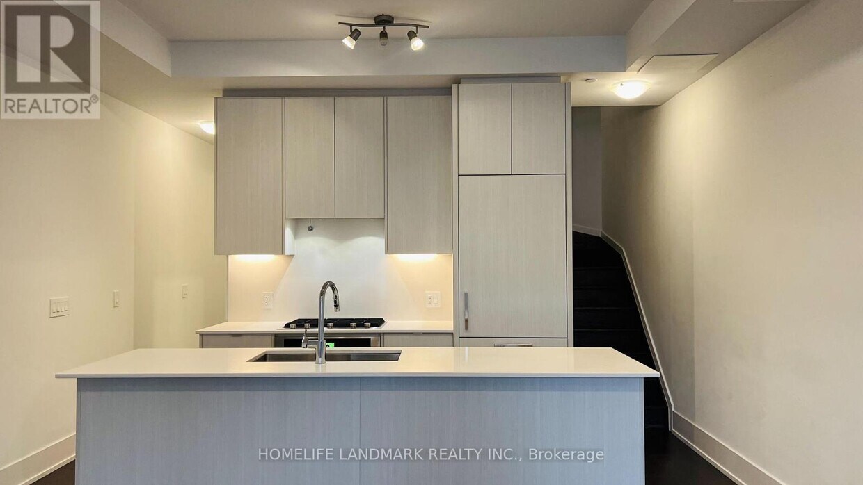 Photo principale - 270 Davenport Rd