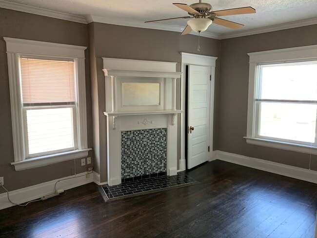 Building Photo - 4166 Forest Ave