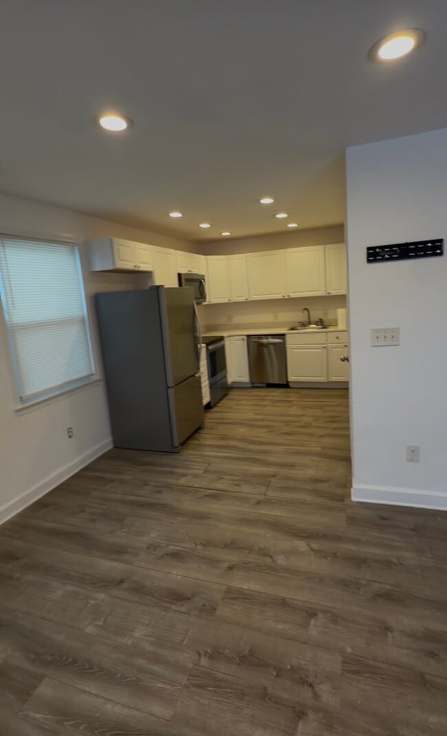 Building Photo - 182X Kitty Hawk Rd