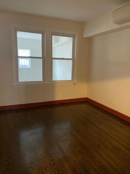 Foto del edificio - 1613 18th St NW