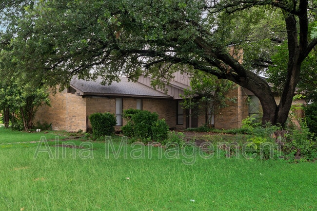 Building Photo - 729 Worcester Ln