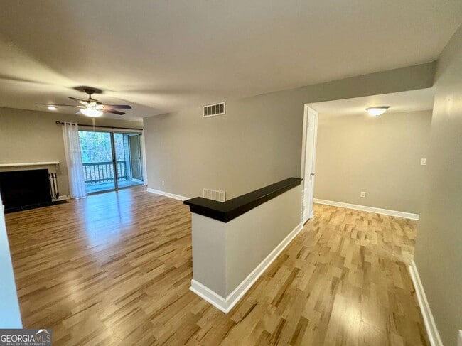 Building Photo - 58 Rumson Ct