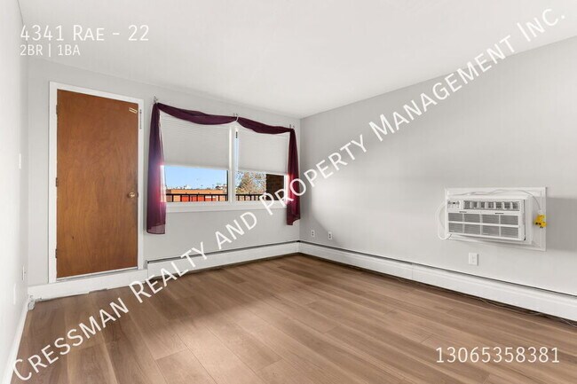 Building Photo - 2 Bed 1 Bath Large Apartment in Albert Park