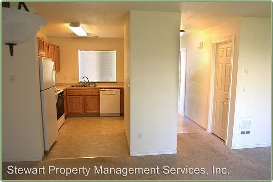Building Photo - 5451-5457 Glenridge Way