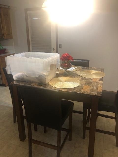 Foto del edificio - 1908 NE Dill Dr, Lees Summit, MO, 64086