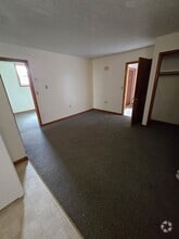 Building Photo - 603 W Monroe St