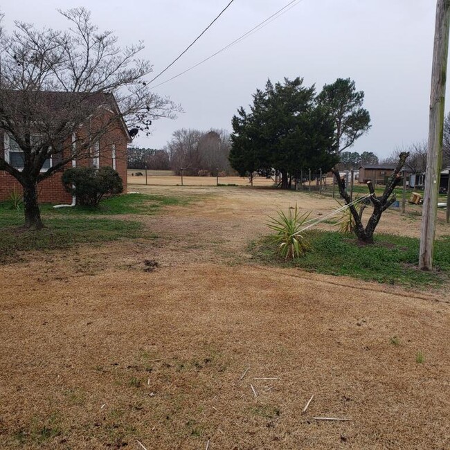 Building Photo - 2969 NC-33