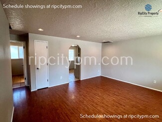 Building Photo - 132 NE Liberty Ave