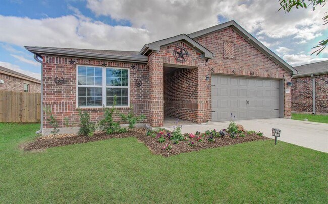 Building Photo - 332 Lone Mountain Dr