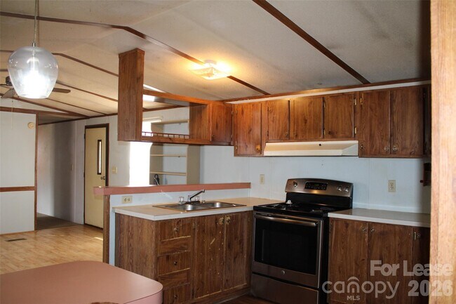 Foto del edificio - 8304 Stayman Ct