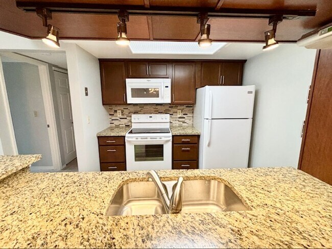 Foto del edificio - 7730 W 87th Dr