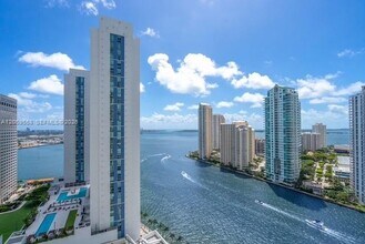 Building Photo - 300 S Biscayne Blvd