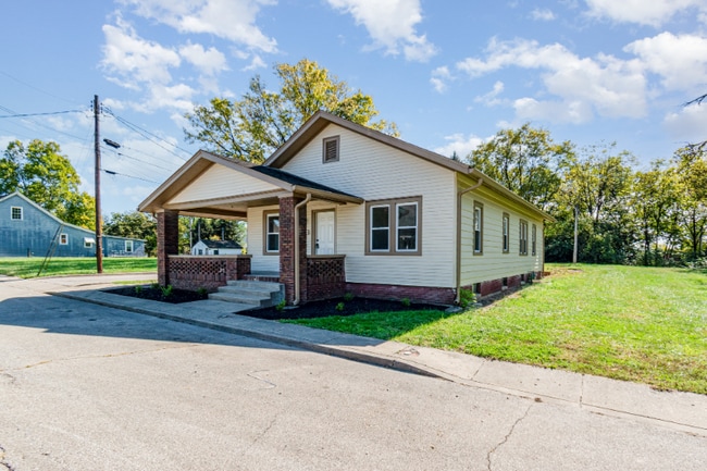 Building Photo - 115 Kansas St