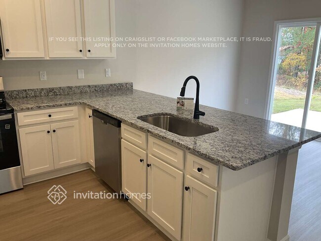 Building Photo - 3439 Saddlebred Dr