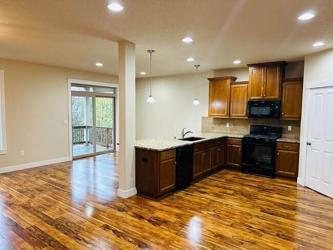 Building Photo - Beautiful Pioneer Canyon Home