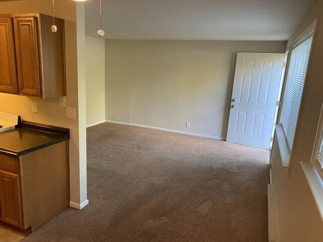 Foto del edificio - Adorable 1 Bedroom, 1 Bath Unit