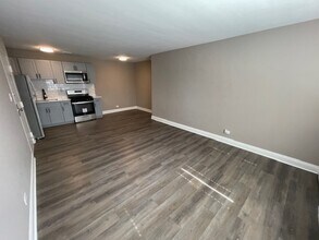 Building Photo - 11 N Dryden Pl