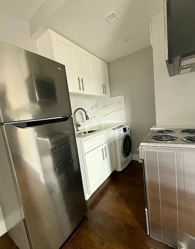 Foto del edificio - 238 E 111th St