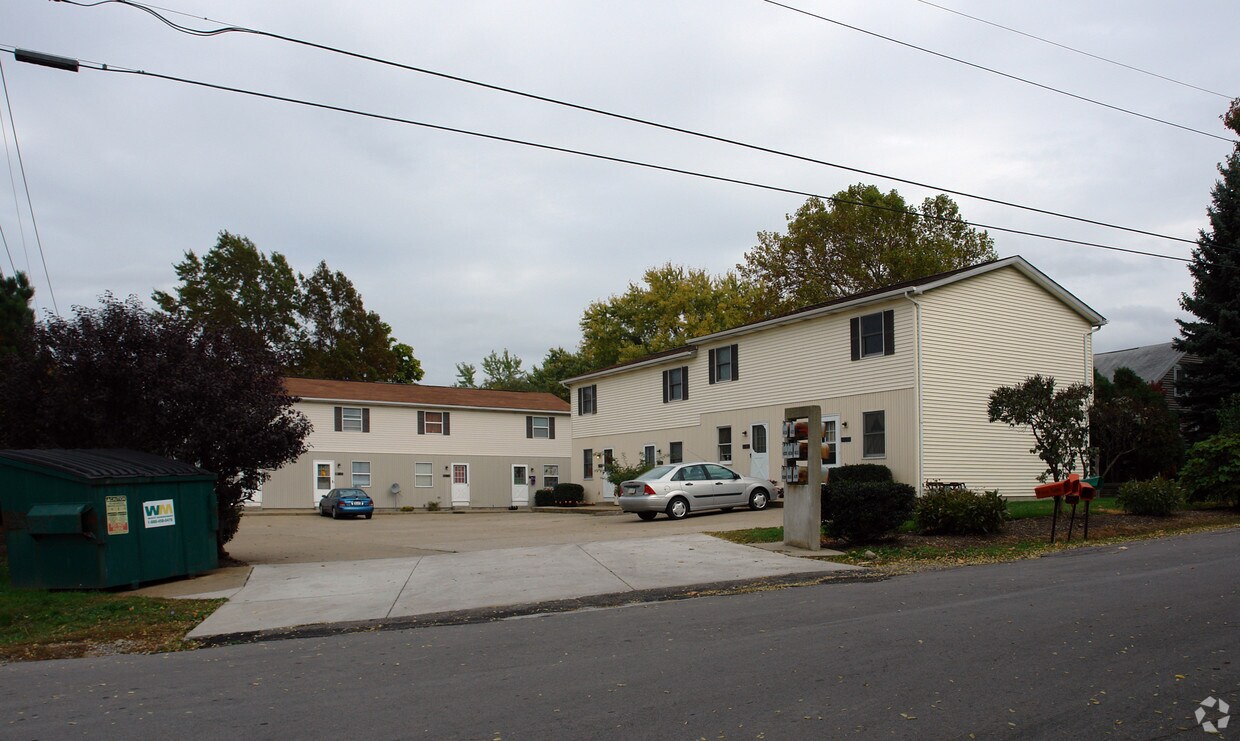 Primary Photo - 2901-2915 Hemlock Dr
