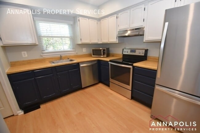 Foto del edificio - 17 Mooring Point Ct