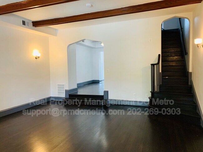 Building Photo - 1397 Sheridan St NW